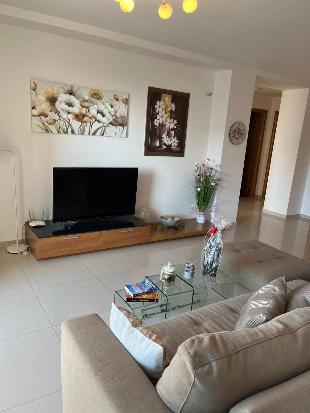 Kroatien Adria Riviera Mit 3 Schlafzimmer