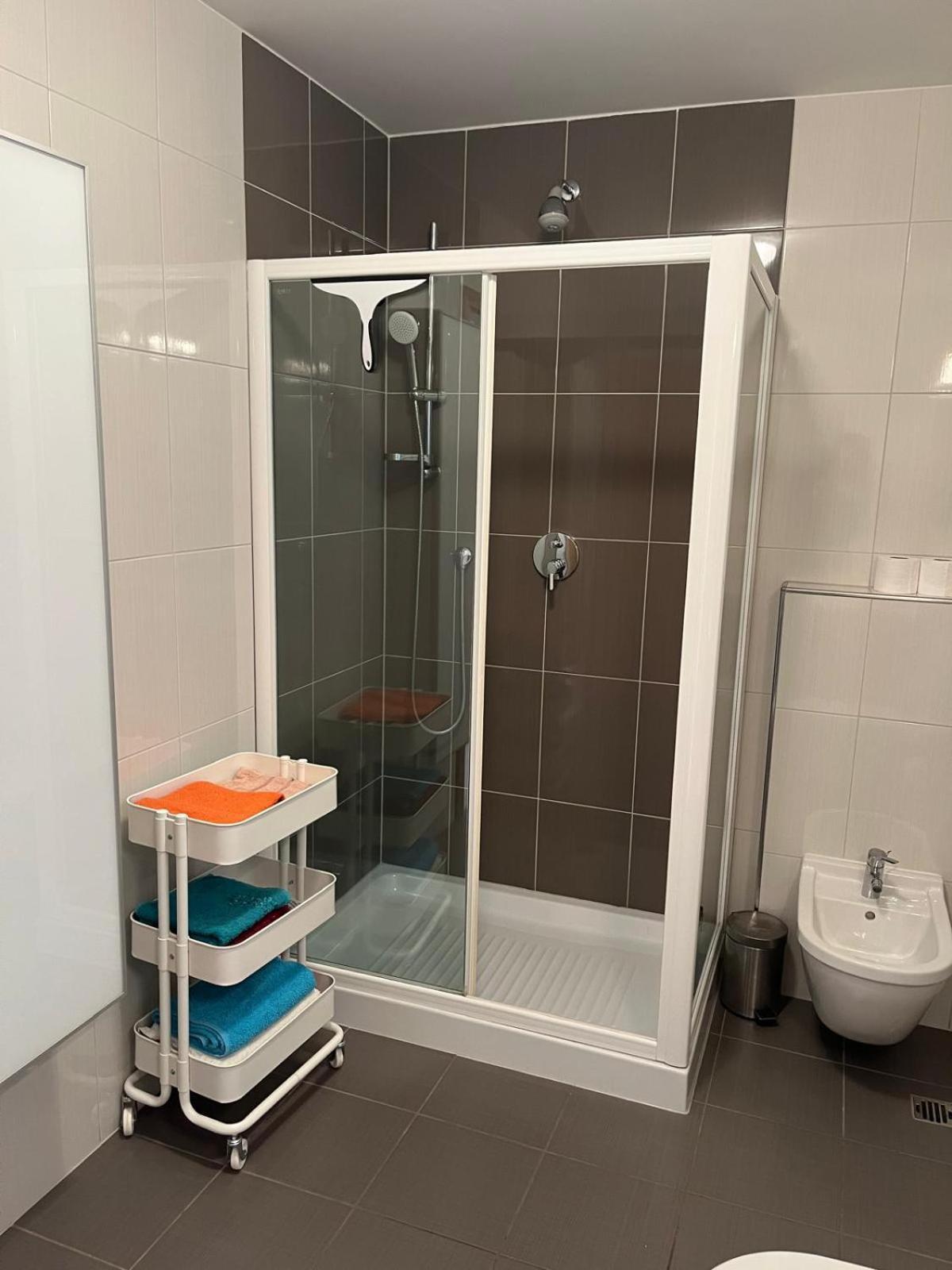 Apartment Kroatien Adria Riviera Mit 3 Schlafzimmer Makarska