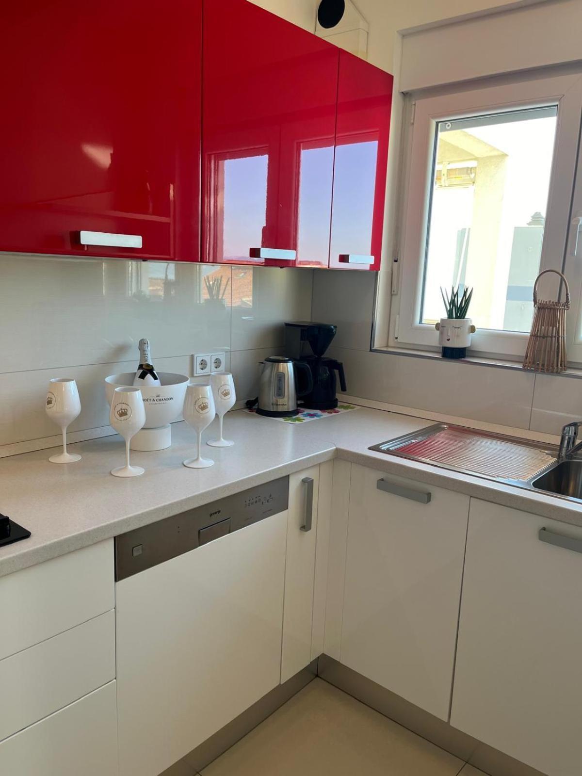 Kroatien Adria Riviera Mit 3 Schlafzimmer * Makarska